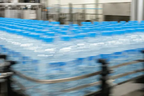 Bottled water production line - Purified and mineral water manufacturing